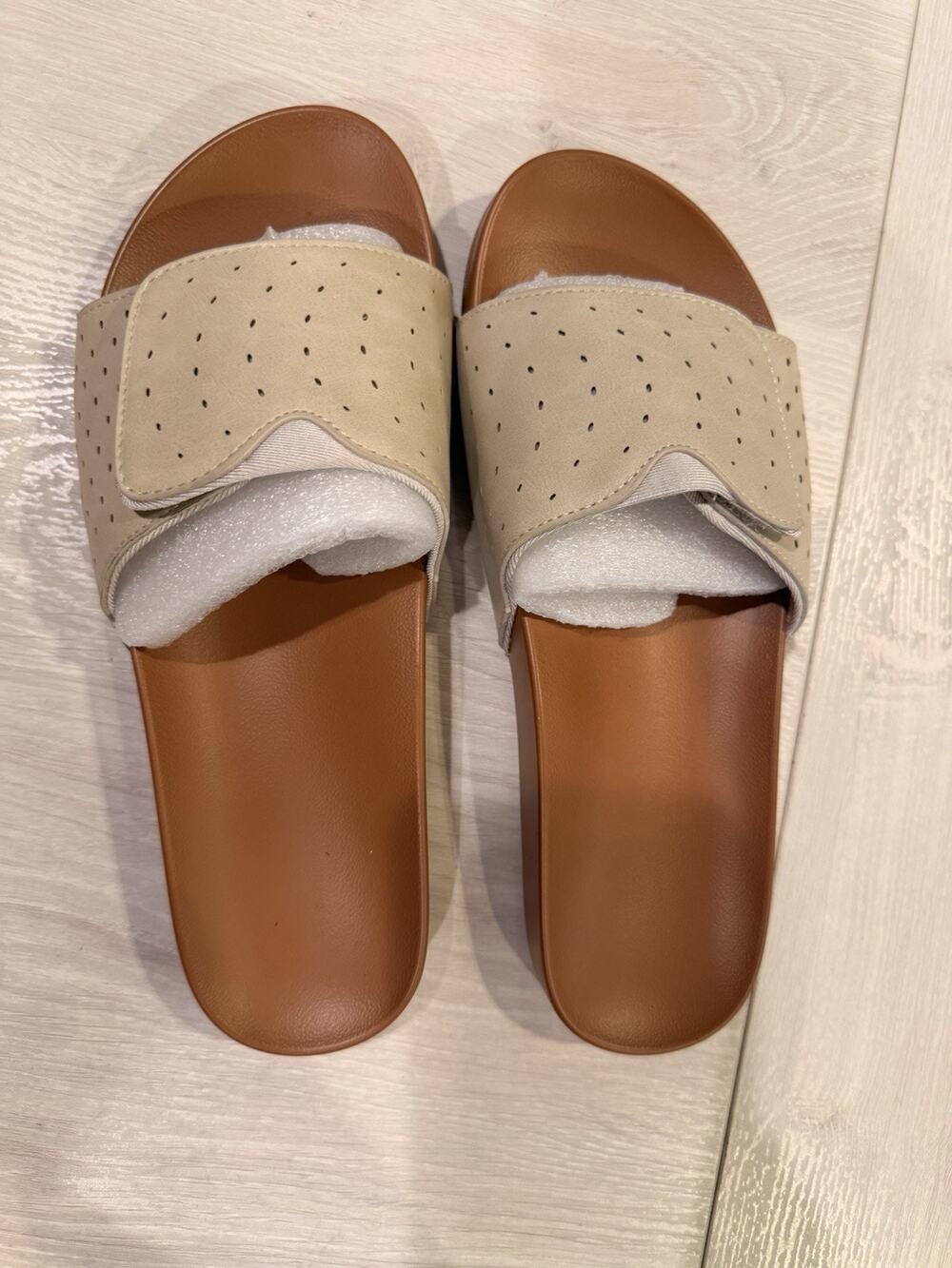 Women’s Beige Brown Rubber Slide Sandals Arch Support Comfort Size 7